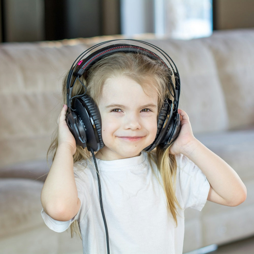 How to Spot Hearing Loss in Children